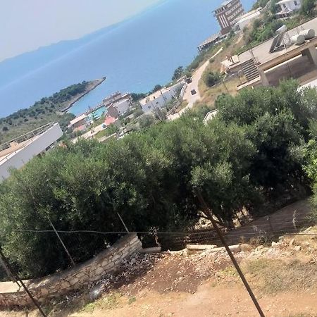 Holidays In Saranda Екстериор снимка
