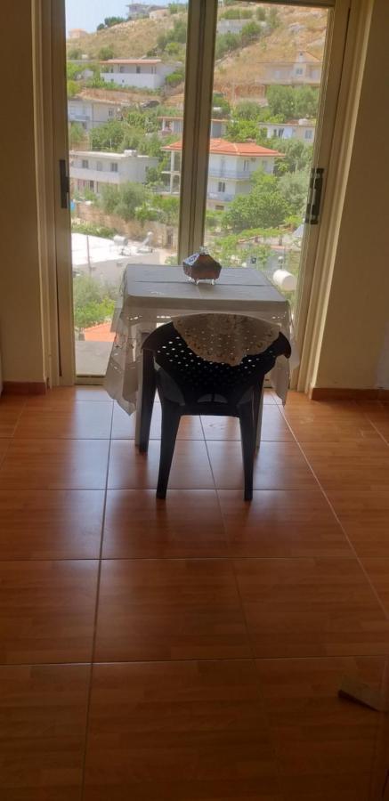 Holidays In Saranda Екстериор снимка